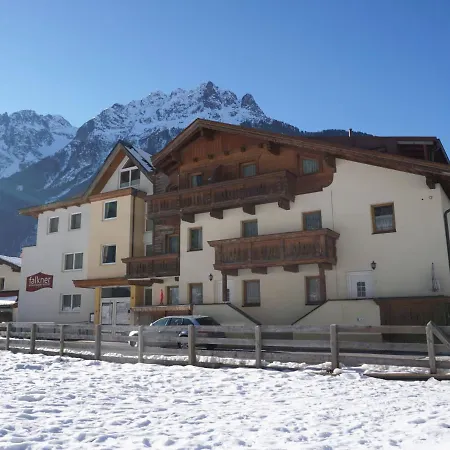 Falkner-7 By Interhome * Oberlängenfeld