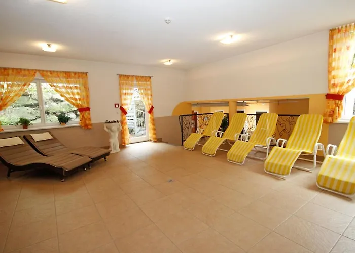 Falkner-7 By Interhome Oberlängenfeld